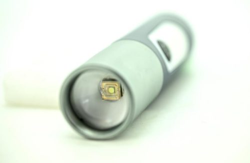 Cattara LED-es zseblámpa 750lm VILLOGÓ 