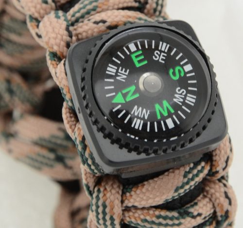 Cattara Karkötő iránytűvel és kiegészítőkkel