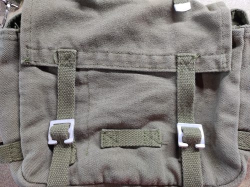 BW taktikai táska kicsi olajzöld kőmosott