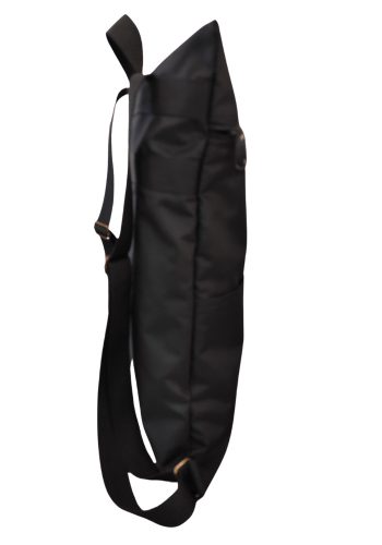 Fekete hátizsák első zsebbel 33x49 cm