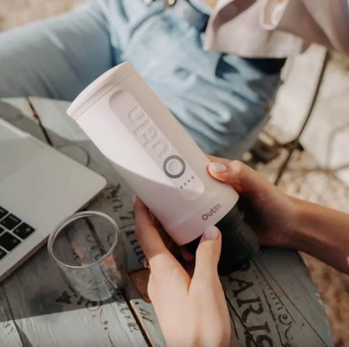 Outin Nano akkumulátoros hordozható kávéfőző - Rose Quartz x BCRF